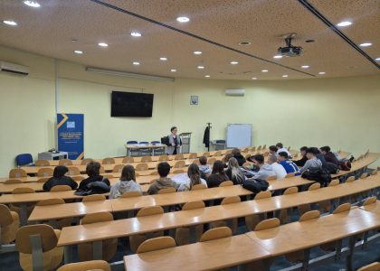 IMG-7b7a4f42ac19bfd5f34760fb58741230-V